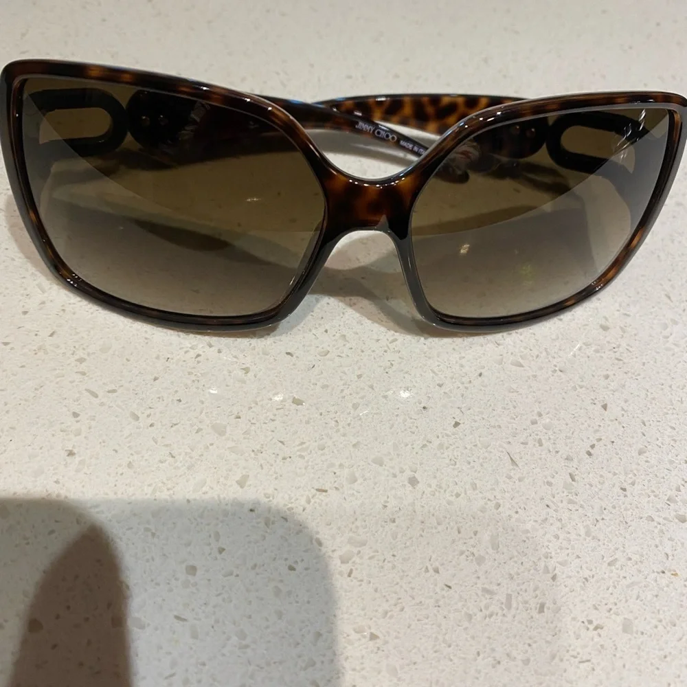JIMMY CHOO Tyler Strauss stunning brown sunglasses Made In Italy. Authentic